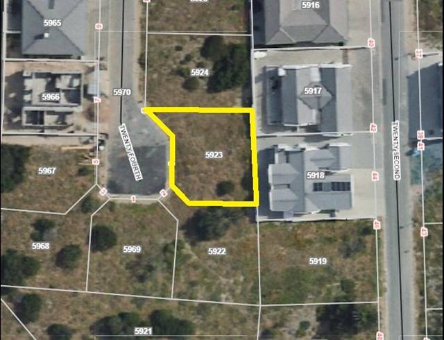 LAND FOR SALE IN SHELLEY POINT